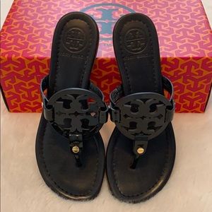 Tory Burch Size6.5 Sandals Navy